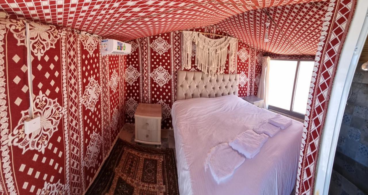 Отель Obeid'S Bedouin Life Camp Вади-Рам Экстерьер фото