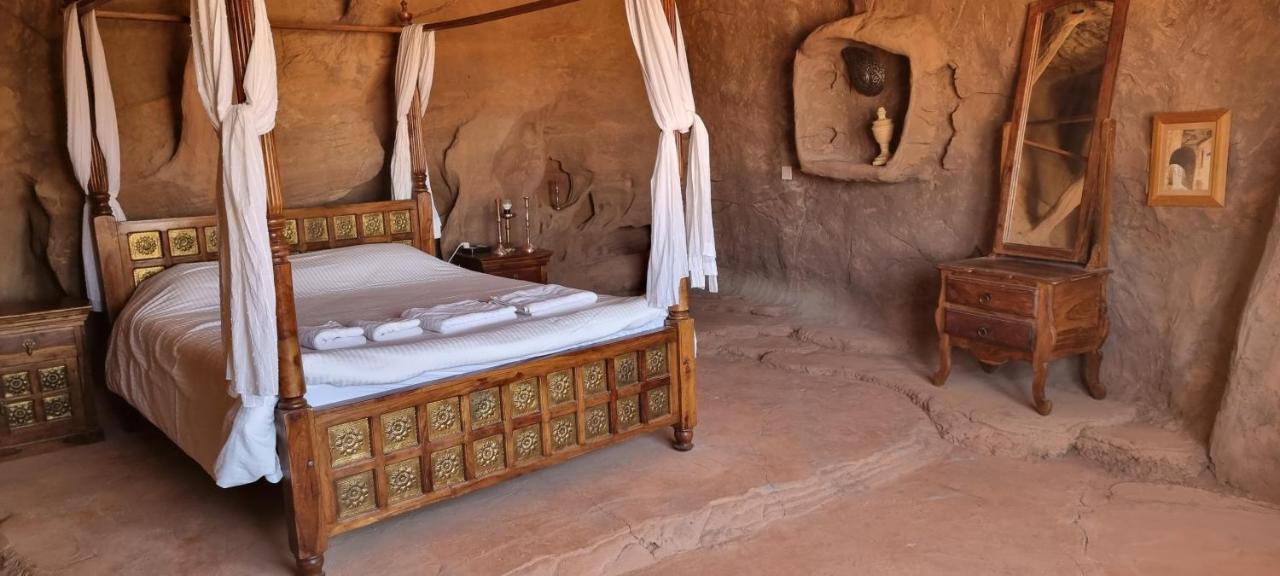 Отель Obeid'S Bedouin Life Camp Вади-Рам Экстерьер фото