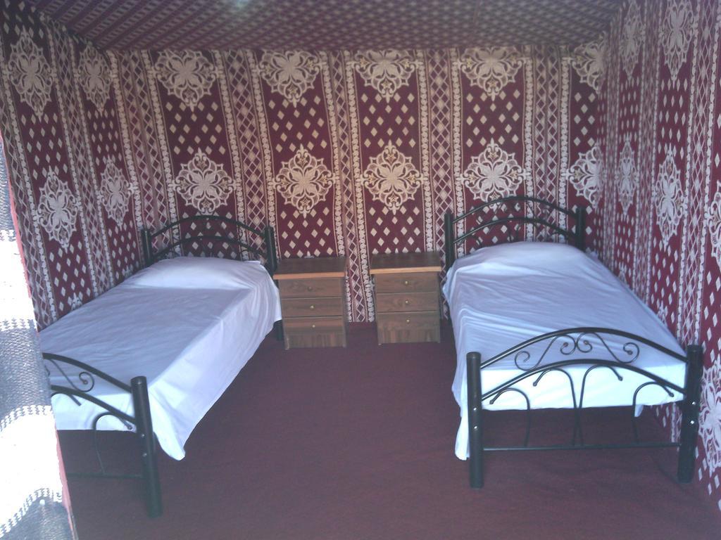 Отель Obeid'S Bedouin Life Camp Вади-Рам Экстерьер фото