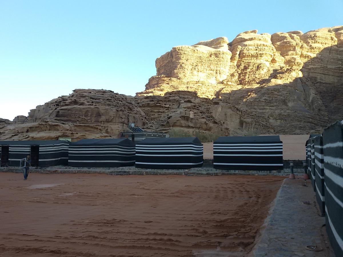 Отель Obeid'S Bedouin Life Camp Вади-Рам Экстерьер фото