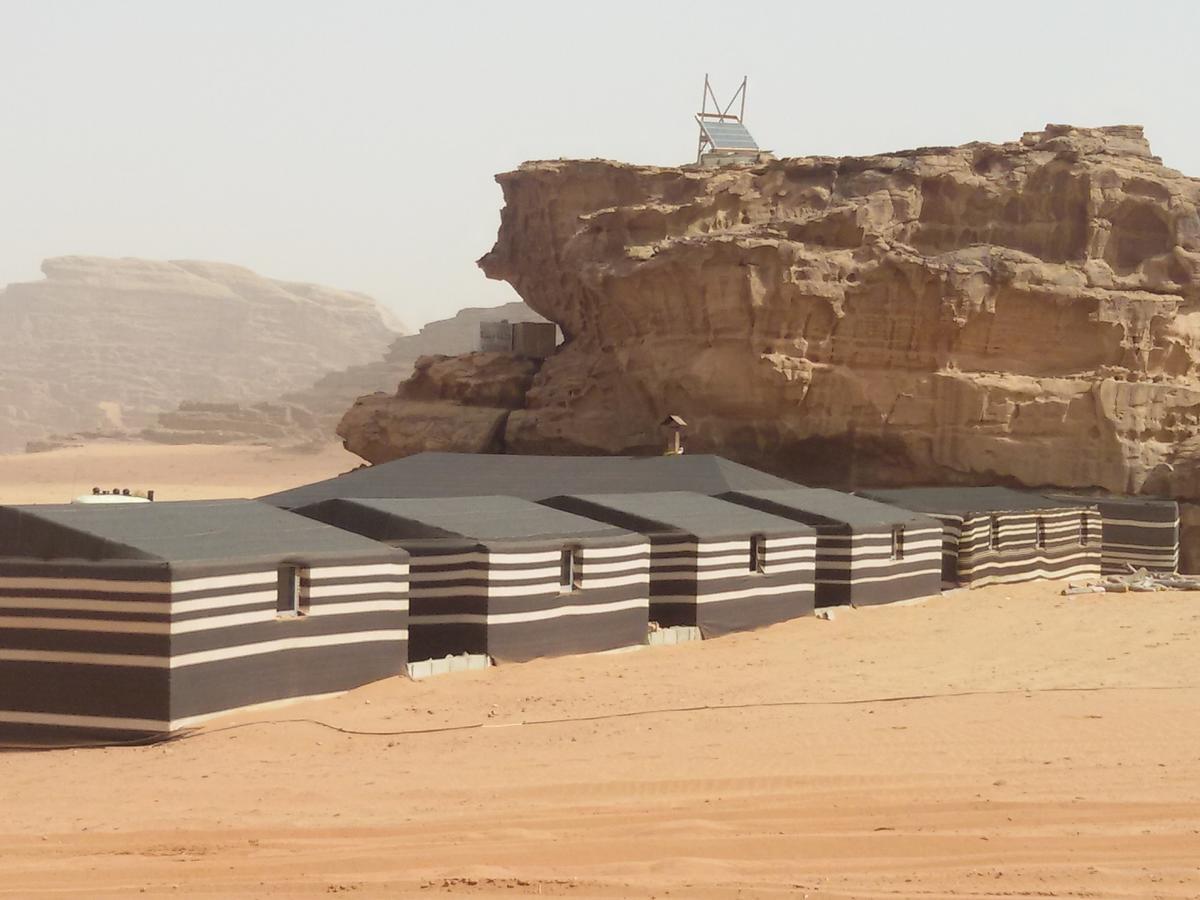 Отель Obeid'S Bedouin Life Camp Вади-Рам Экстерьер фото