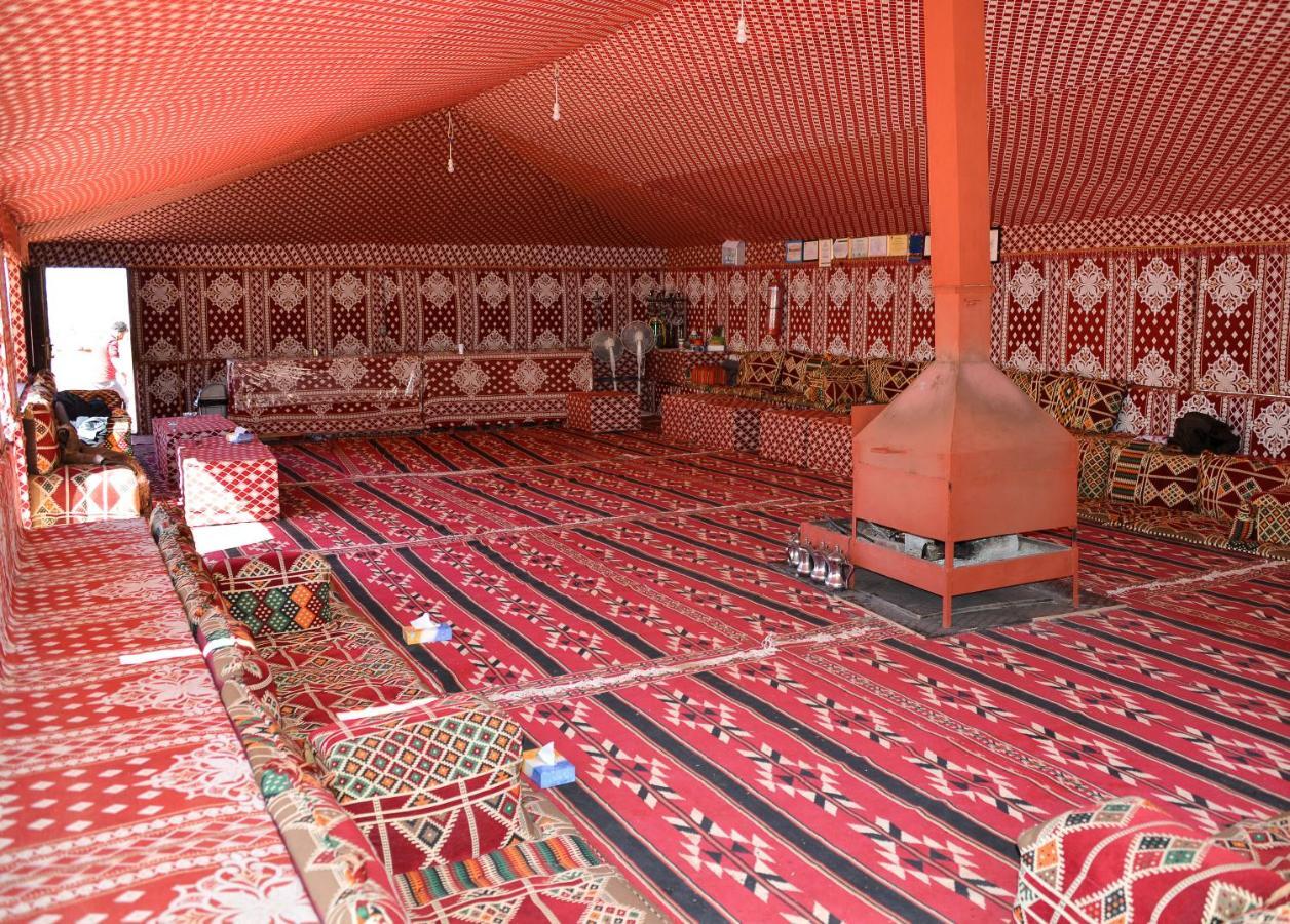 Отель Obeid'S Bedouin Life Camp Вади-Рам Экстерьер фото